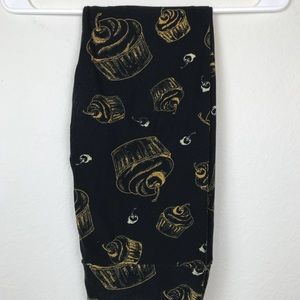 Lularoe OS cupcake Leggings